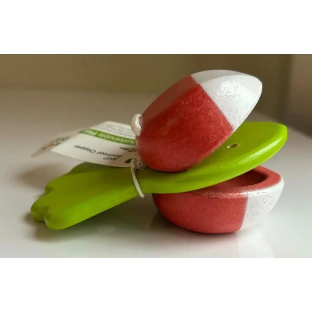 PlanToys 5627 Beetroot Clapper Sound Child Toy 2013 Sustainable Play